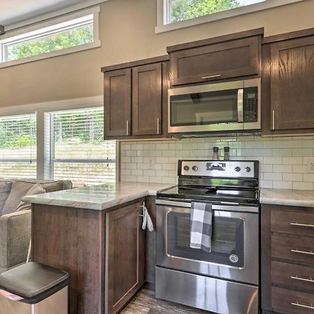 Branson Tiny Home On 52 Acres With Private Lake! Exterior photo